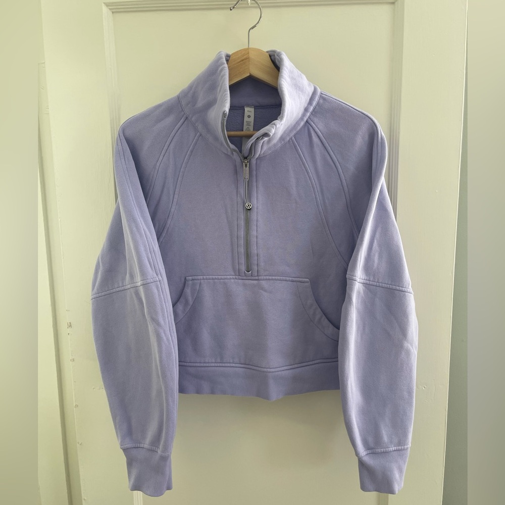 Cropped Lululemon sweatshirt, XS/S